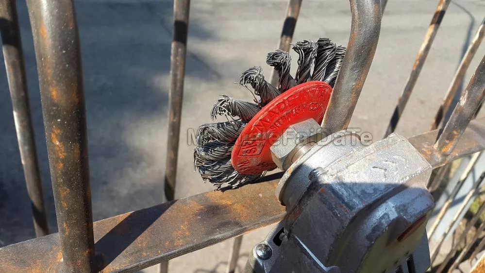 Sverniciatura cancellata